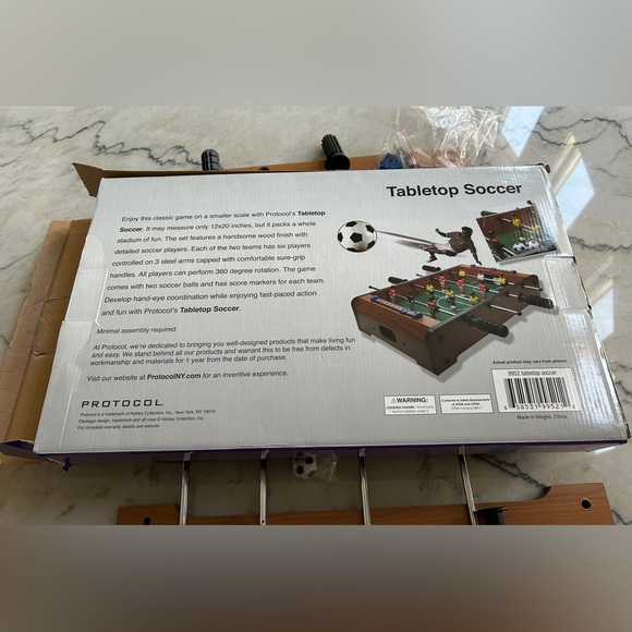 Protocol mini-soccer/foosball 20”, table top game, requires assembly - Picture 3 of 4